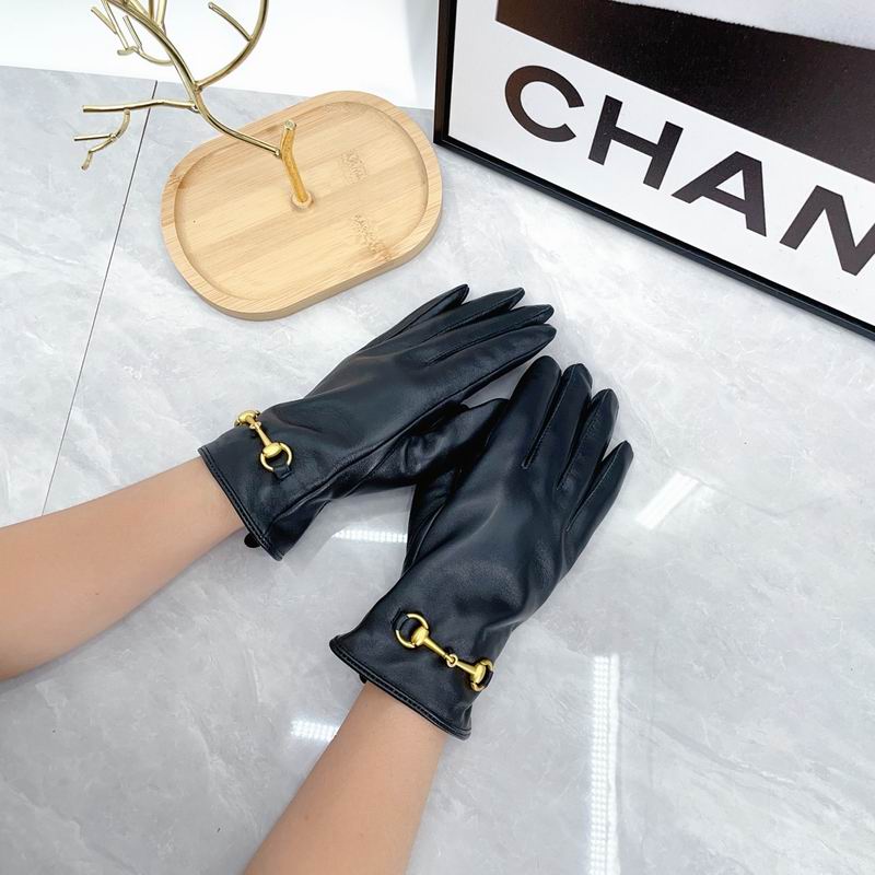 Gucci Gloves dx62